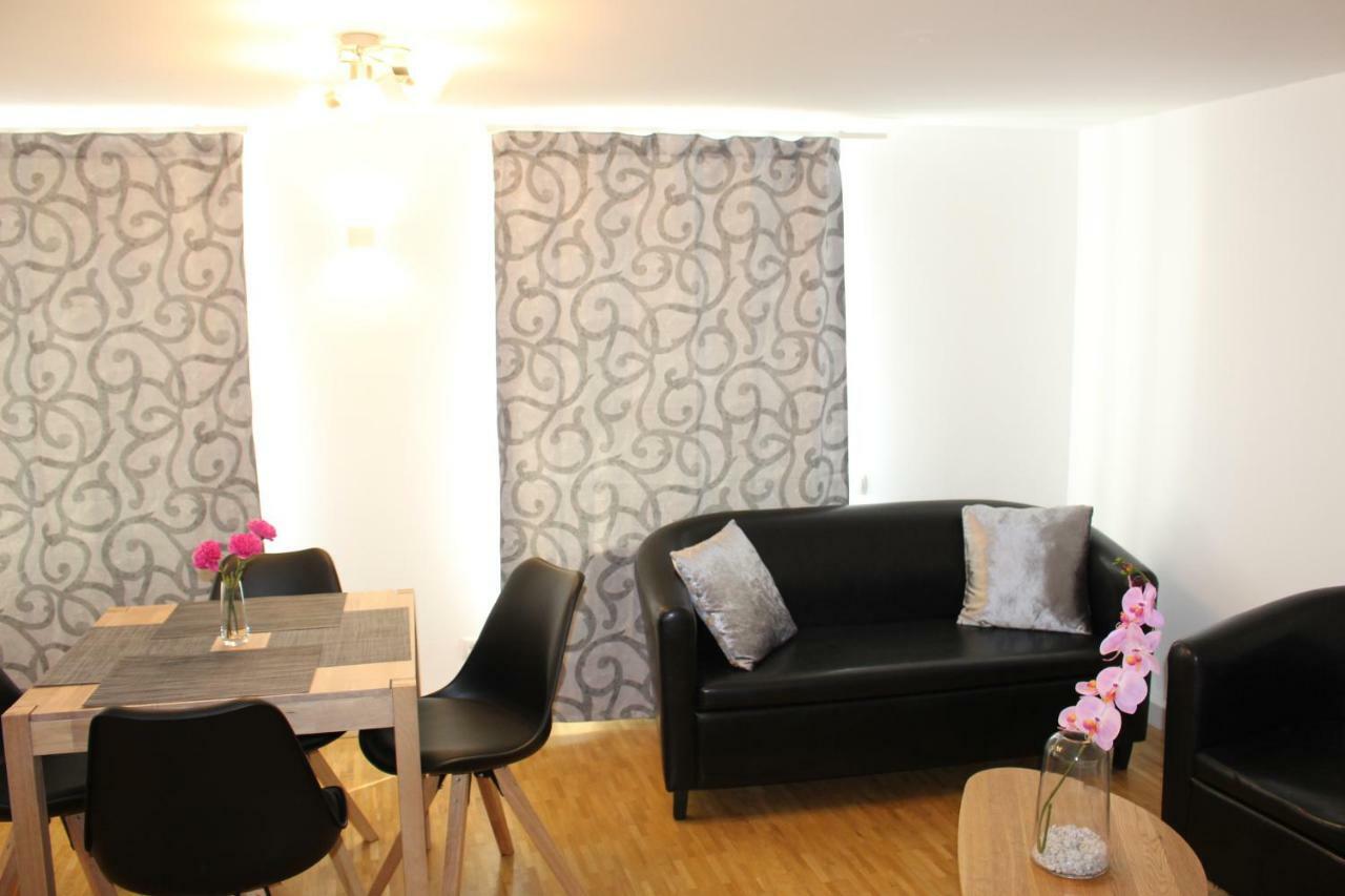 Inside Apartments Шпайер Екстериор снимка